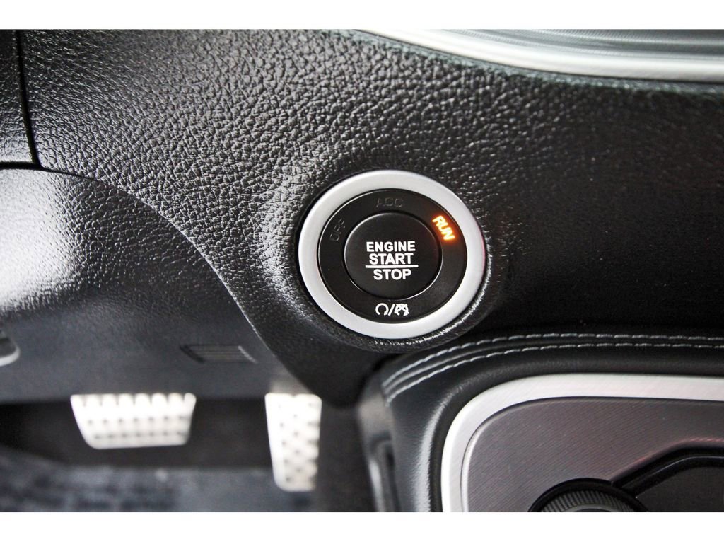 Used 2022 Dodge Challenger R/T image 17