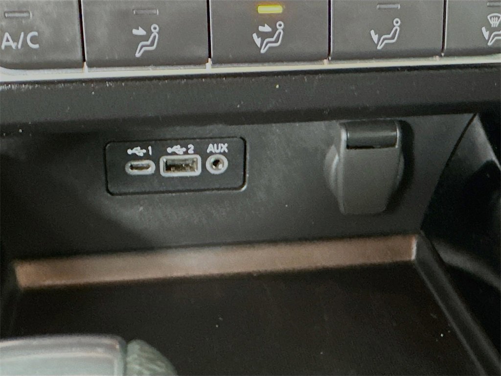 Used 2024 Nissan Altima 2.5 SV image 27