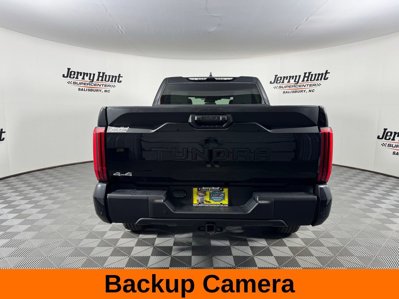 Used 2025 Toyota Tundra SR5 w/ SR5 Convenience Package image 8