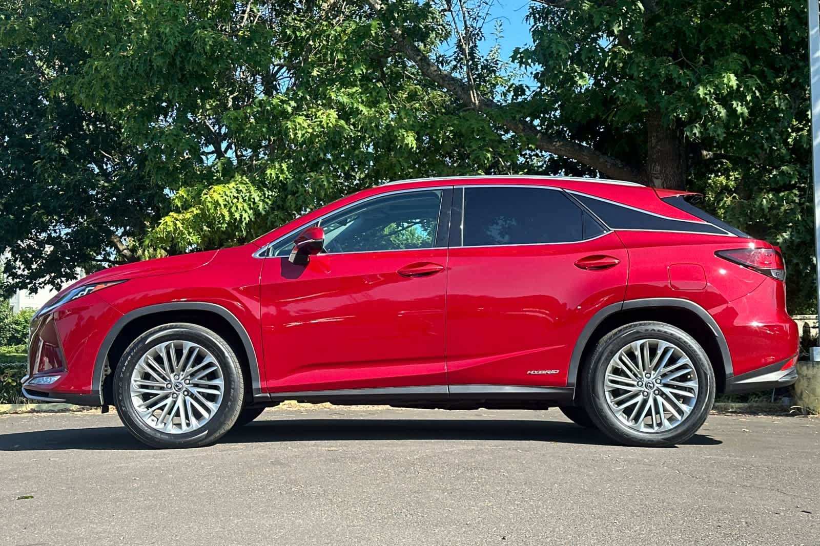 Used 2022 Lexus RX 450h AWD w/ Luxury Package image 5