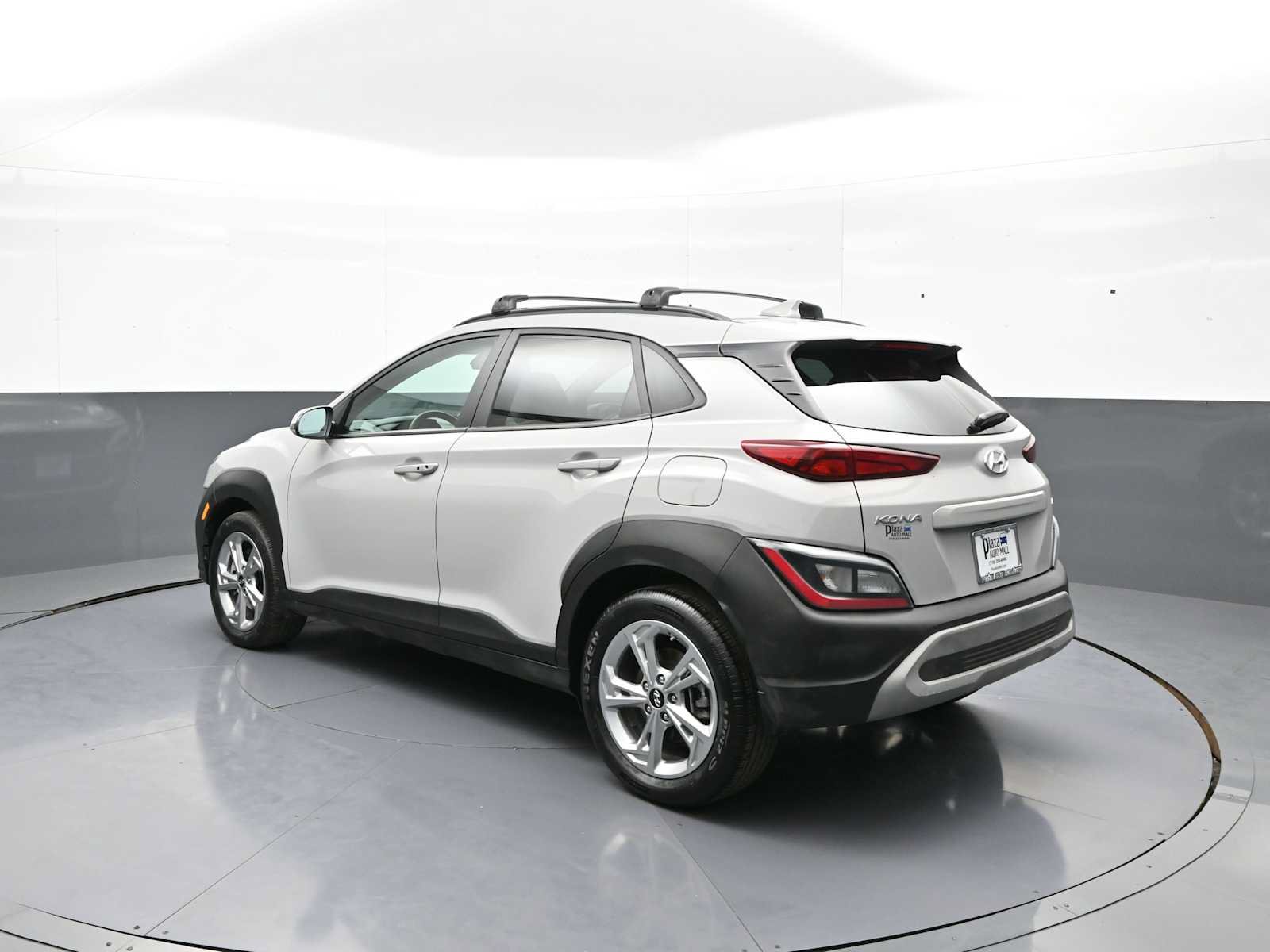 Certified 2023 Hyundai Kona SEL AWD/4WD image 8