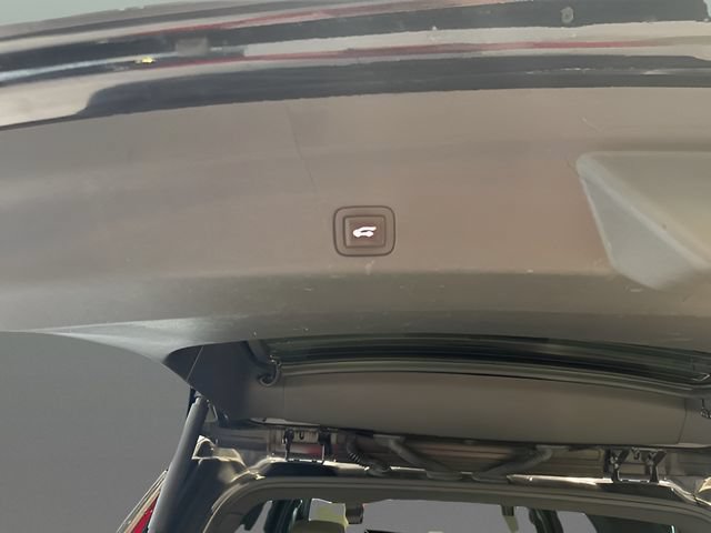 Used 2021 Cadillac Escalade Sport AWD/4WD image 20