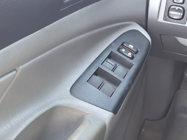 Used 2014 Toyota Tacoma PreRunner w/ TRD Sport Package RWD image 13