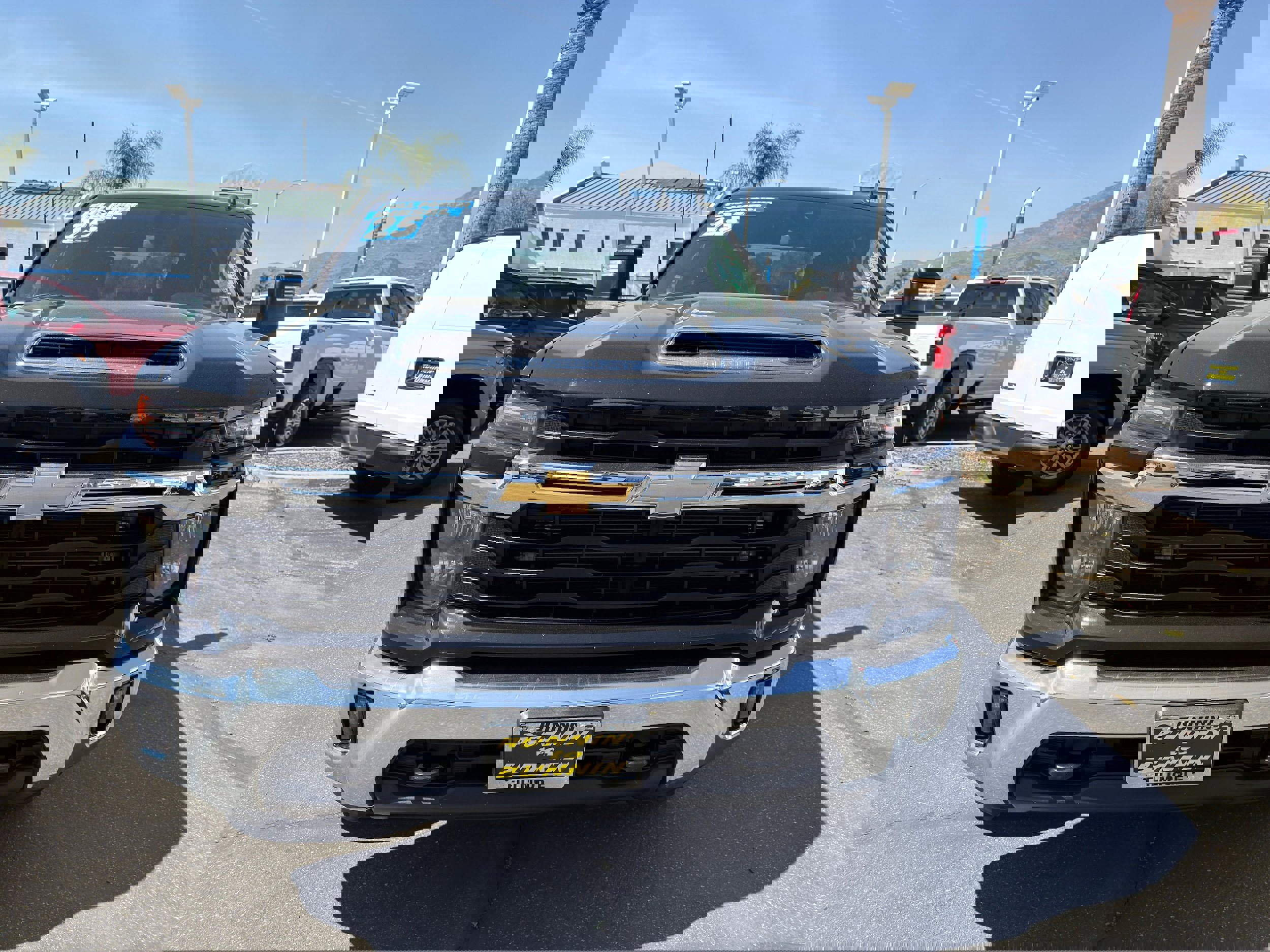 Used 2025 Chevrolet Silverado 2500 LT w/ Convenience Package image 50