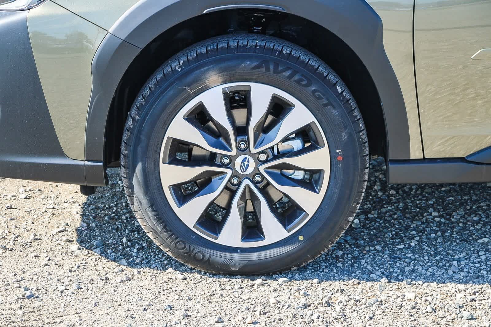Used 2025 Subaru Outback Limited AWD/4WD image 6