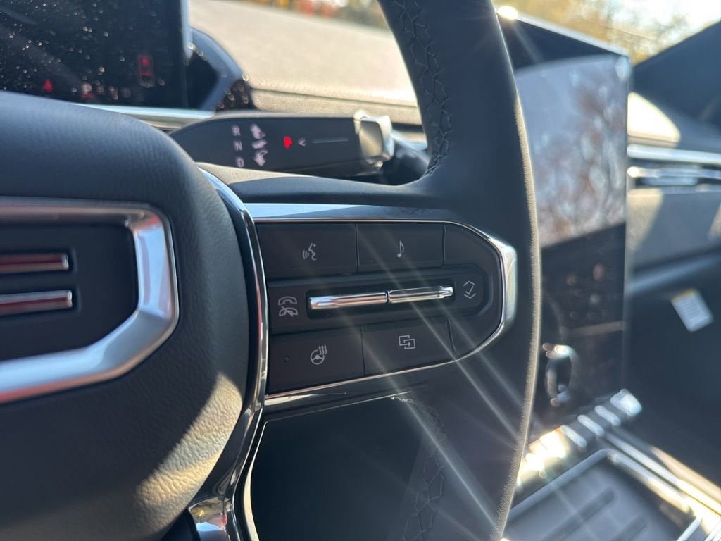 New 2026 GMC Sierra EV Elevation w/ LPO, Elevation Dark Package AWD/4WD image 24