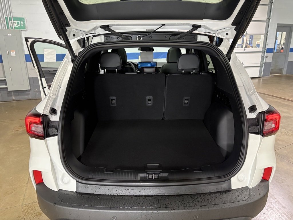New 2026 Ford Escape ST-Line w/ Tech Pack #1 image 28