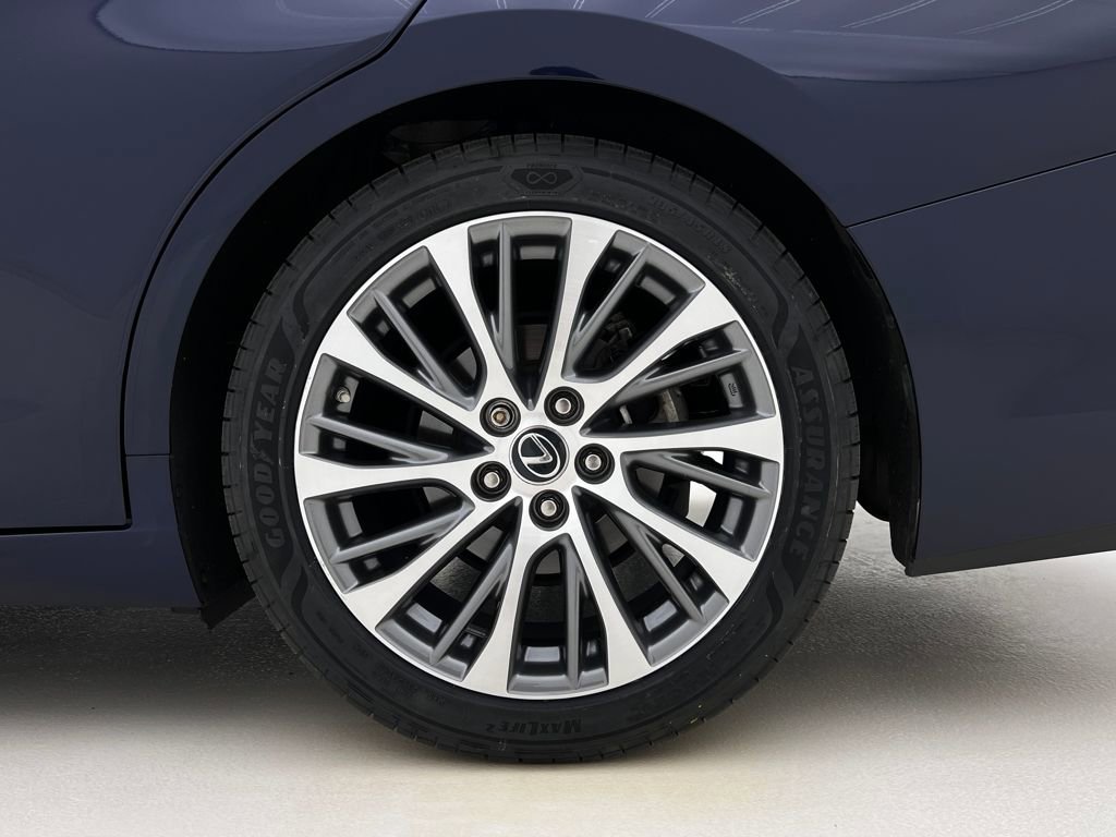 Used 2021 Lexus ES 350 w/ Premium Package image 26