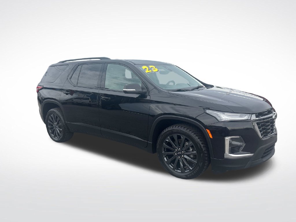 Used 2023 Chevrolet Traverse RS w/ LPO, Floor Liner Package AWD/4WD image 10