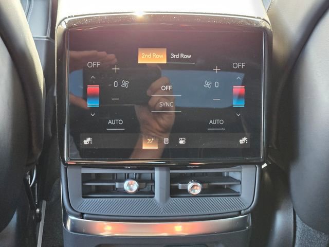 New 2026 Cadillac Vistiq Sport image 11