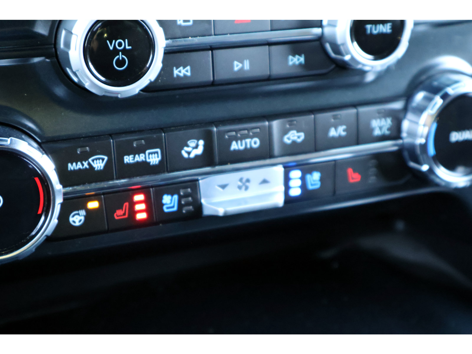 Used 2025 Ford F150 Raptor AWD/4WD image 7