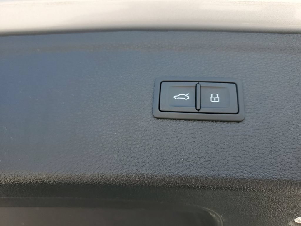 Certified 2023 Audi Q5 2.0T Premium Plus AWD/4WD image 16