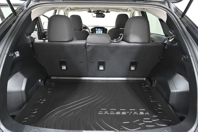 Used 2025 Subaru Crosstrek 2.0i Premium image 18
