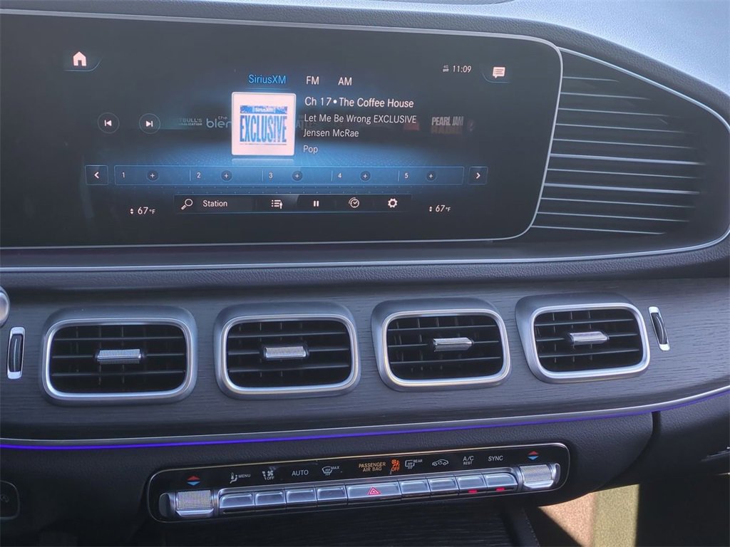 Used 2021 Mercedes-Benz GLE 350 4MATIC w/ Premium Package image 16