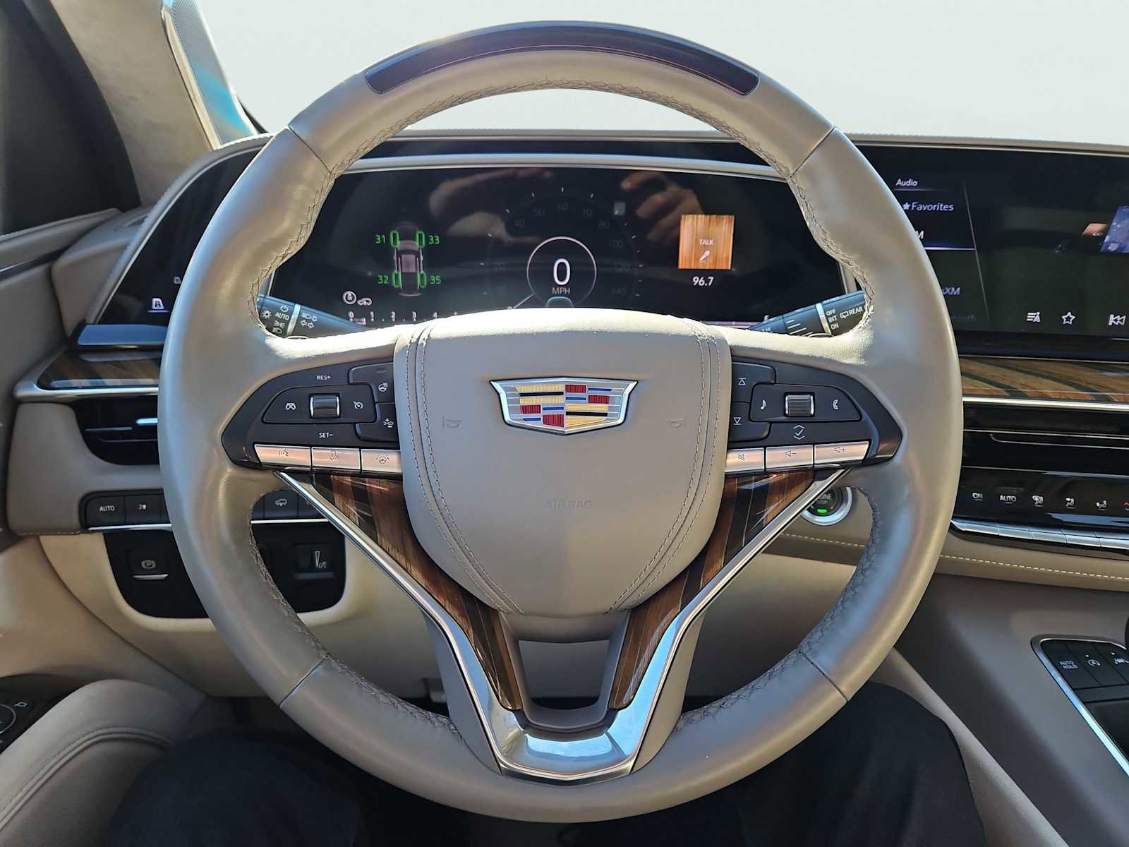 Used 2021 Cadillac Escalade Premium Luxury Platinum image 29