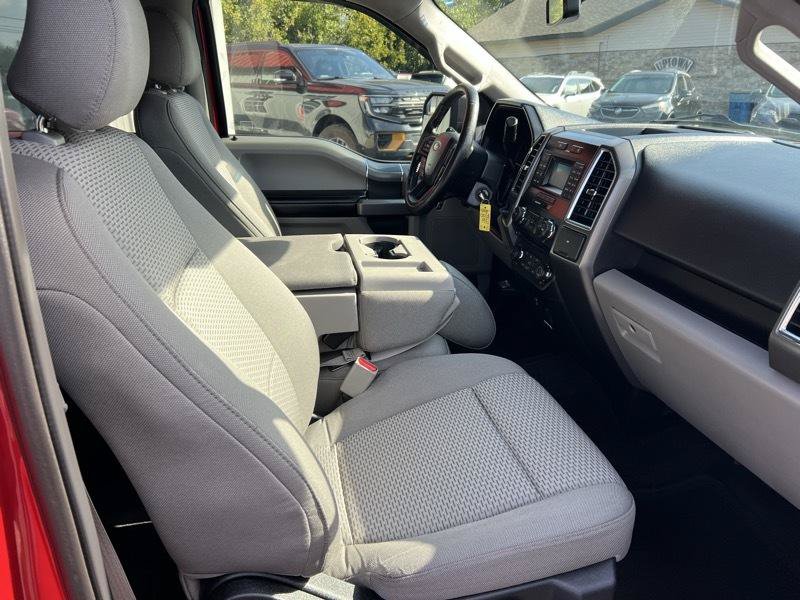 Used 2016 Ford F150 XLT w/ Equipment Group 301A Mid RWD image 4