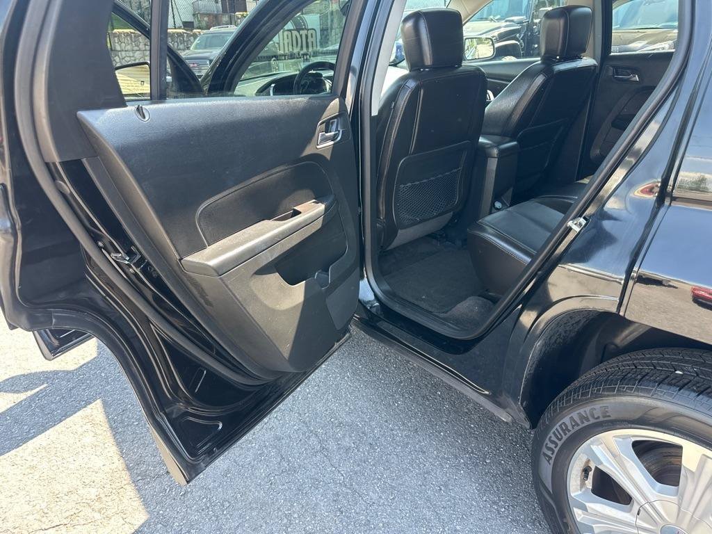Used 2016 GMC Terrain SLT w/ Open Road Package AWD/4WD image 18