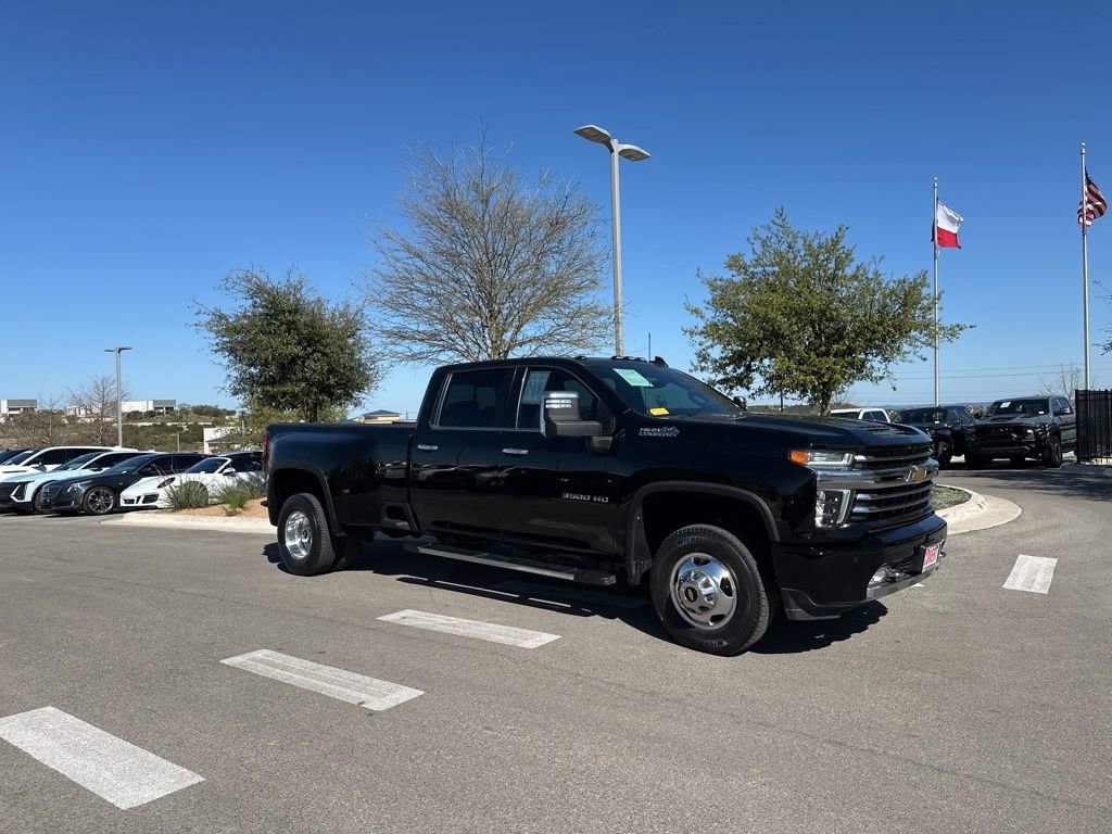Used 2021 Chevrolet Silverado 3500 High Country image 12