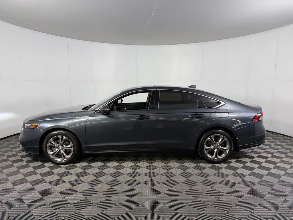 Used 2024 Honda Accord EX image 10