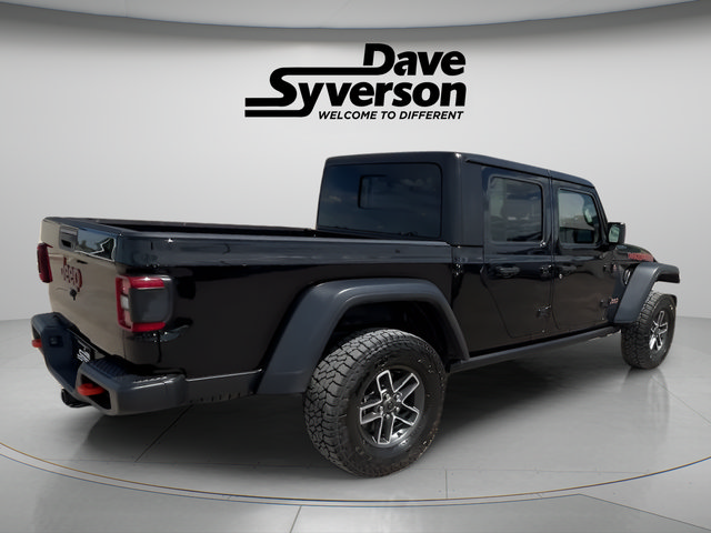 Used 2026 Jeep Gladiator Mojave AWD/4WD image 5