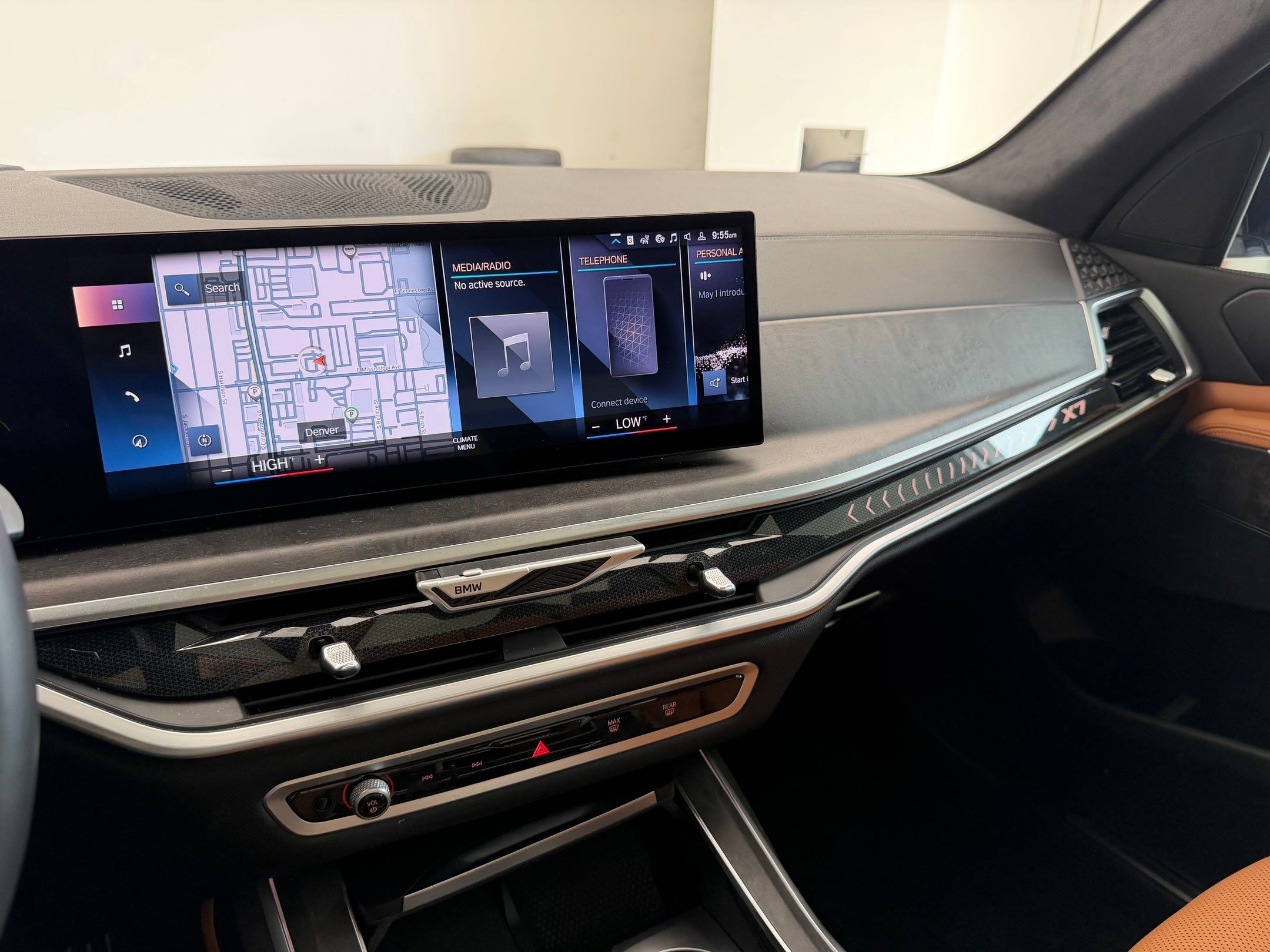 Certified 2023 BMW X7 xDrive40i w/ M Sport Package image 26