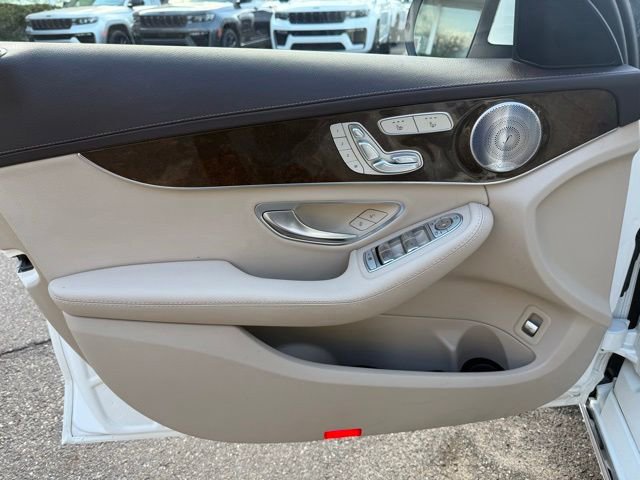 Used 2016 Mercedes-Benz C 300 4MATIC Sedan image 26