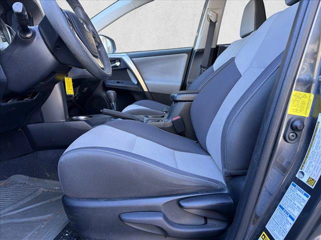 Used 2015 Toyota RAV4 XLE AWD/4WD image 12