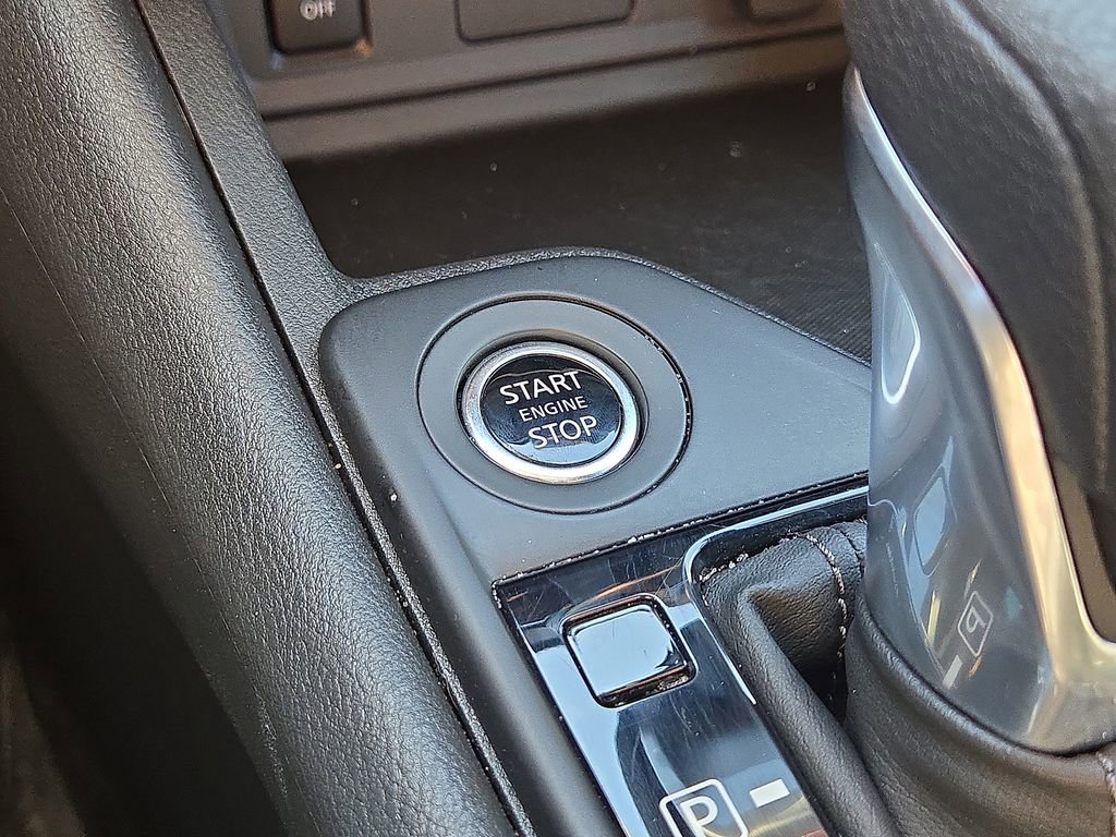 Used 2025 Nissan Sentra S image 29