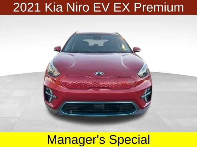 Used 2021 Kia Niro EX Premium w/ Cold Weather Package image 2