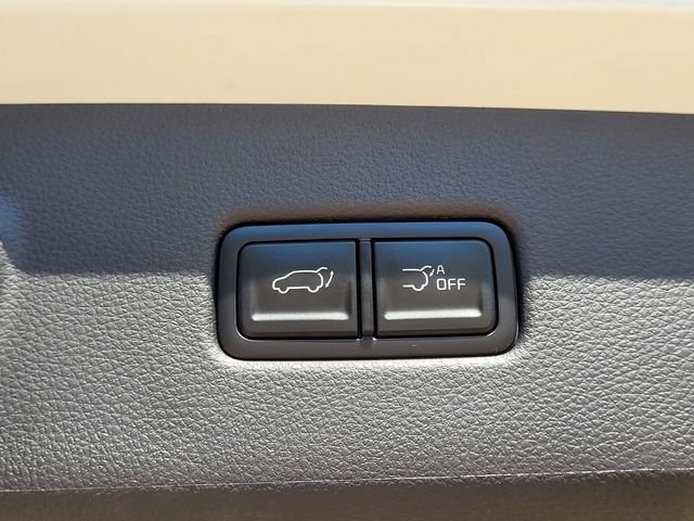 New 2027 Kia Carnival SX w/ Dark Edition Package FWD image 8
