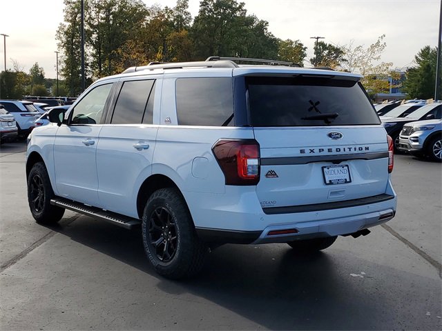 Used 2024 Ford Expedition Timberline image 4