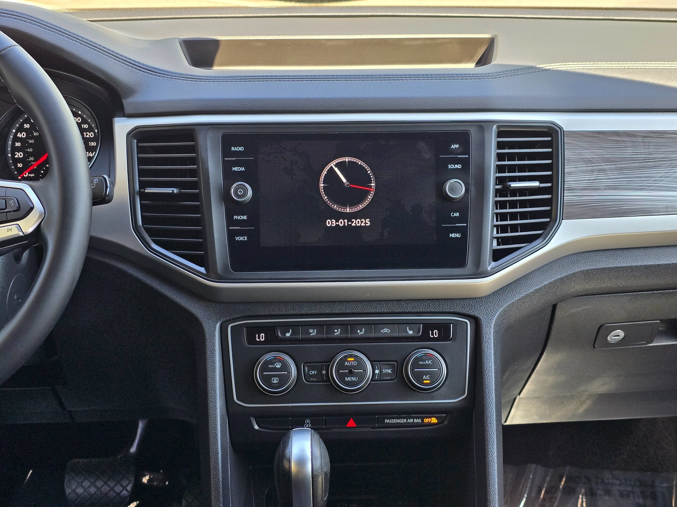 Used 2021 Volkswagen Atlas Cross Sport SE AWD/4WD image 24