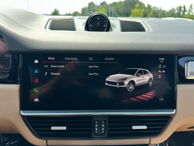 Used 2022 Porsche Cayenne S AWD/4WD image 29