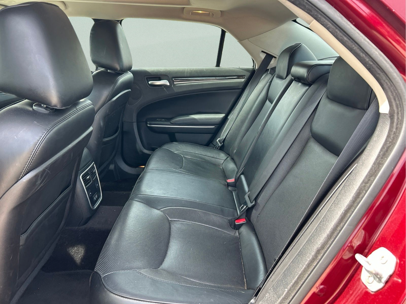 Certified 2017 Chrysler 300 C w/ Safetytec Plus Group RWD image 14