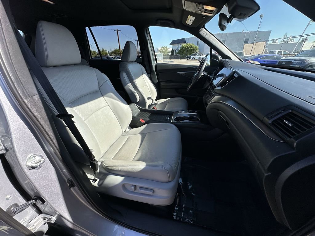 Used 2023 Honda Passport EX-L image 35