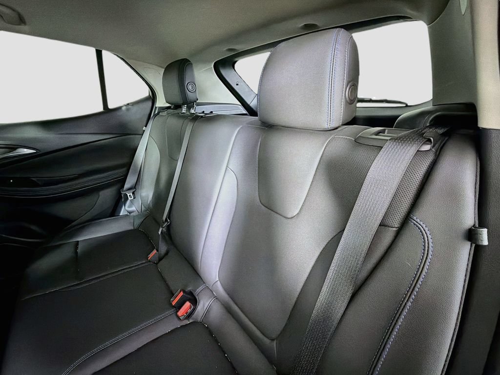 Used 2025 Buick Encore GX Sport Touring FWD image 23