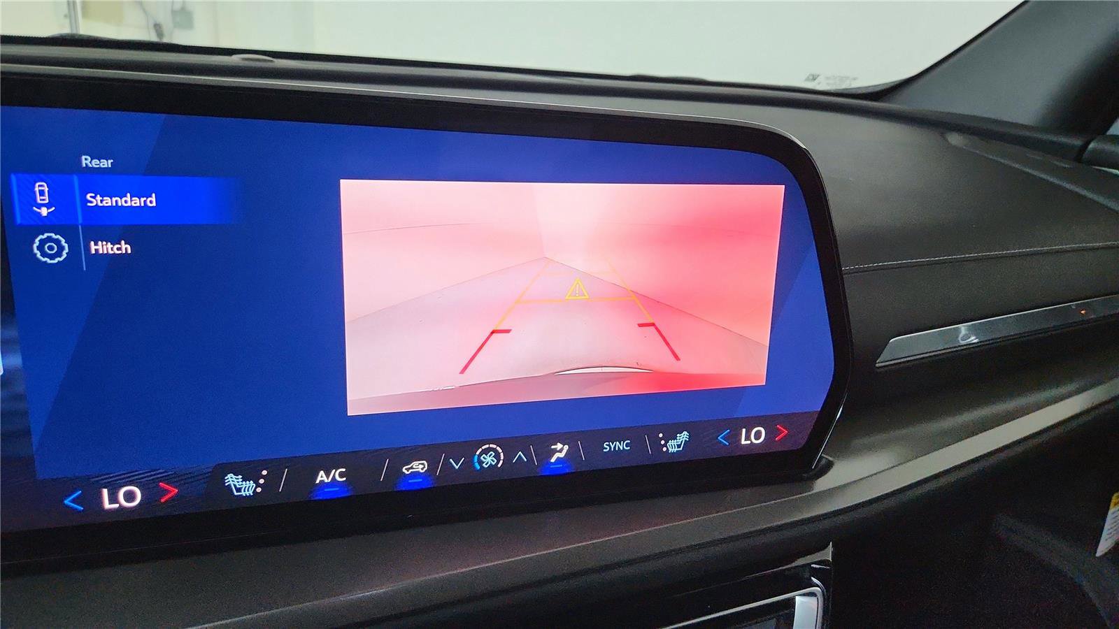 New 2026 Chevrolet Traverse LT image 28