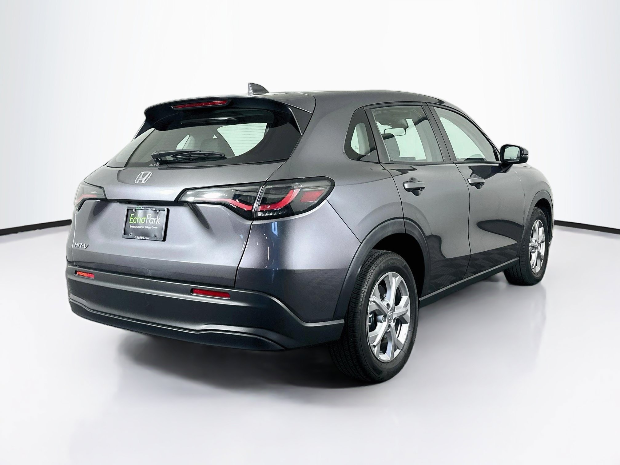 Used 2025 Honda HR-V LX image 9
