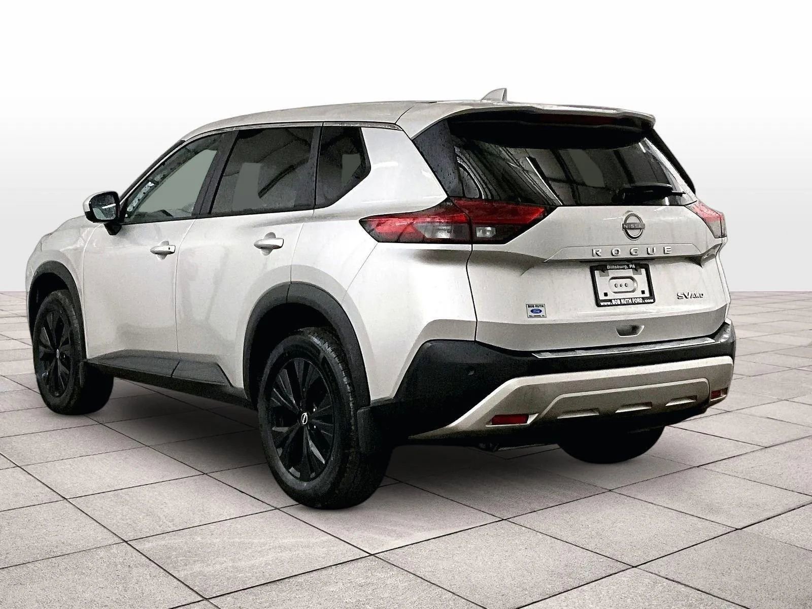 Used 2023 Nissan Rogue SV image 10