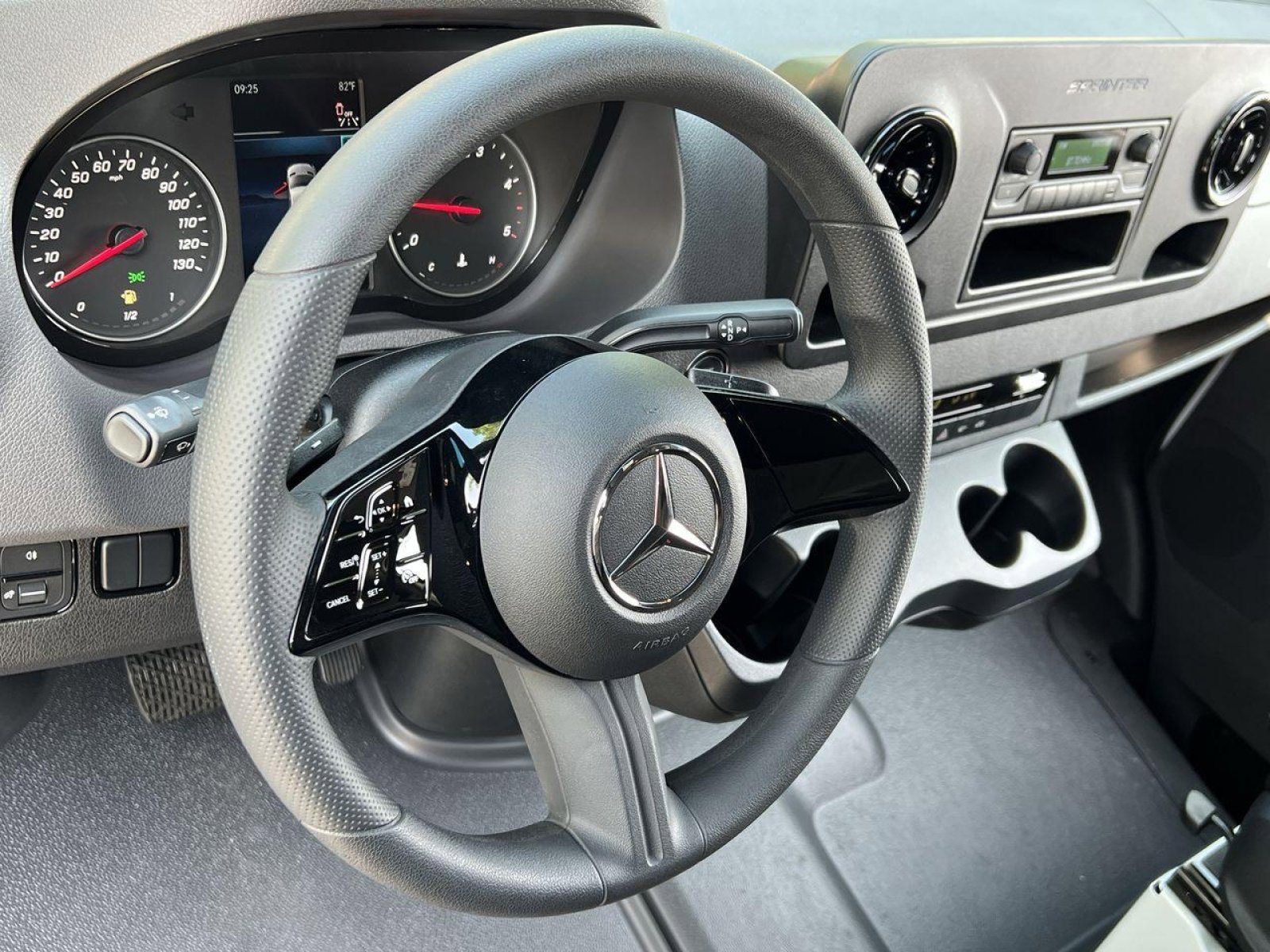 New 2025 Mercedes-Benz Sprinter 2500 image 14