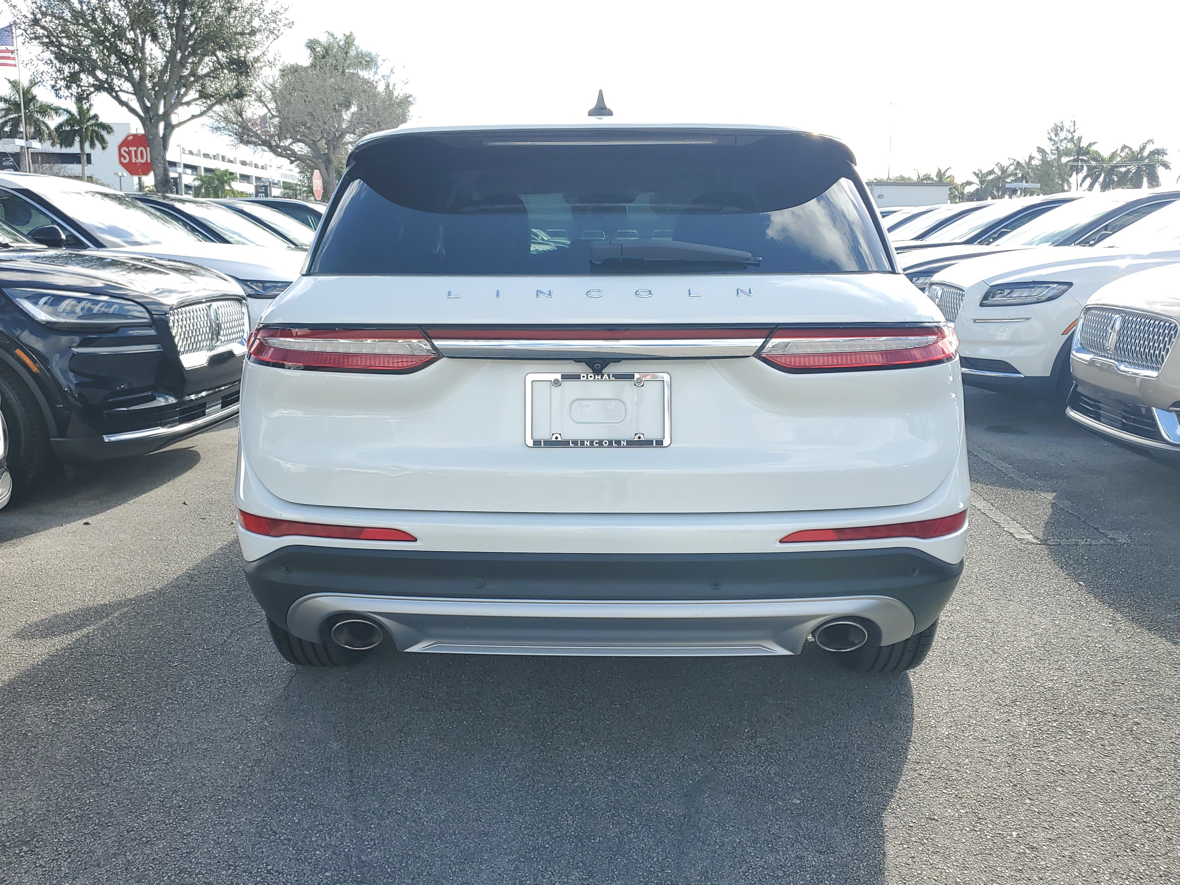 Certified 2022 Lincoln Corsair FWD image 5