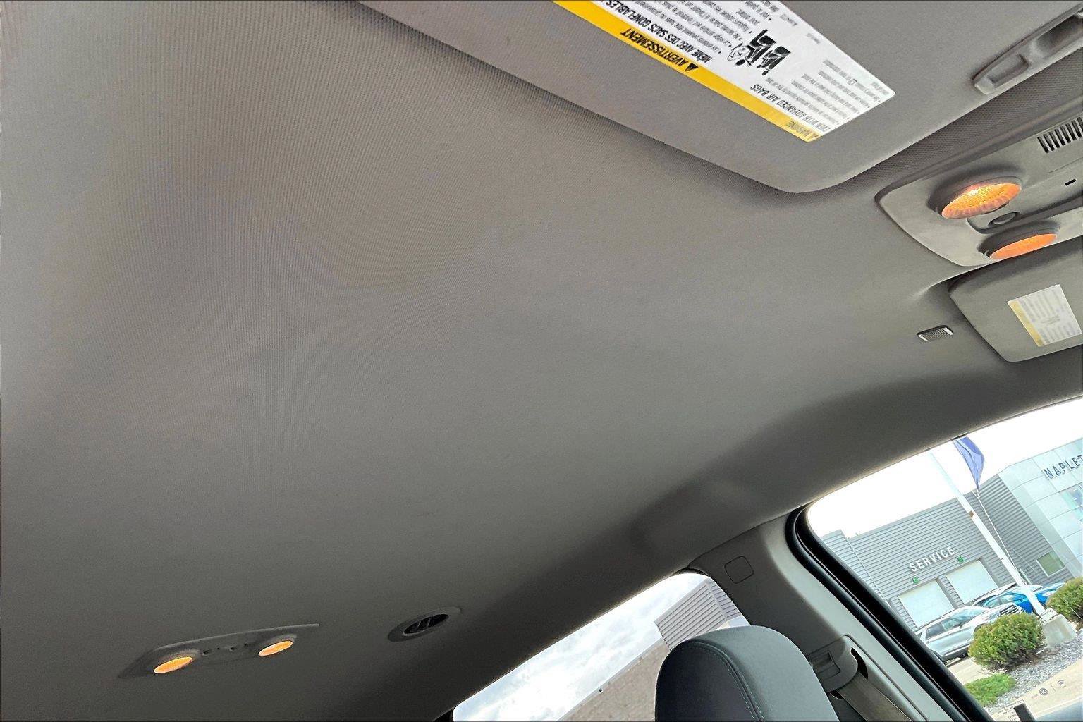 Used 2017 Chevrolet Traverse LS AWD/4WD image 23