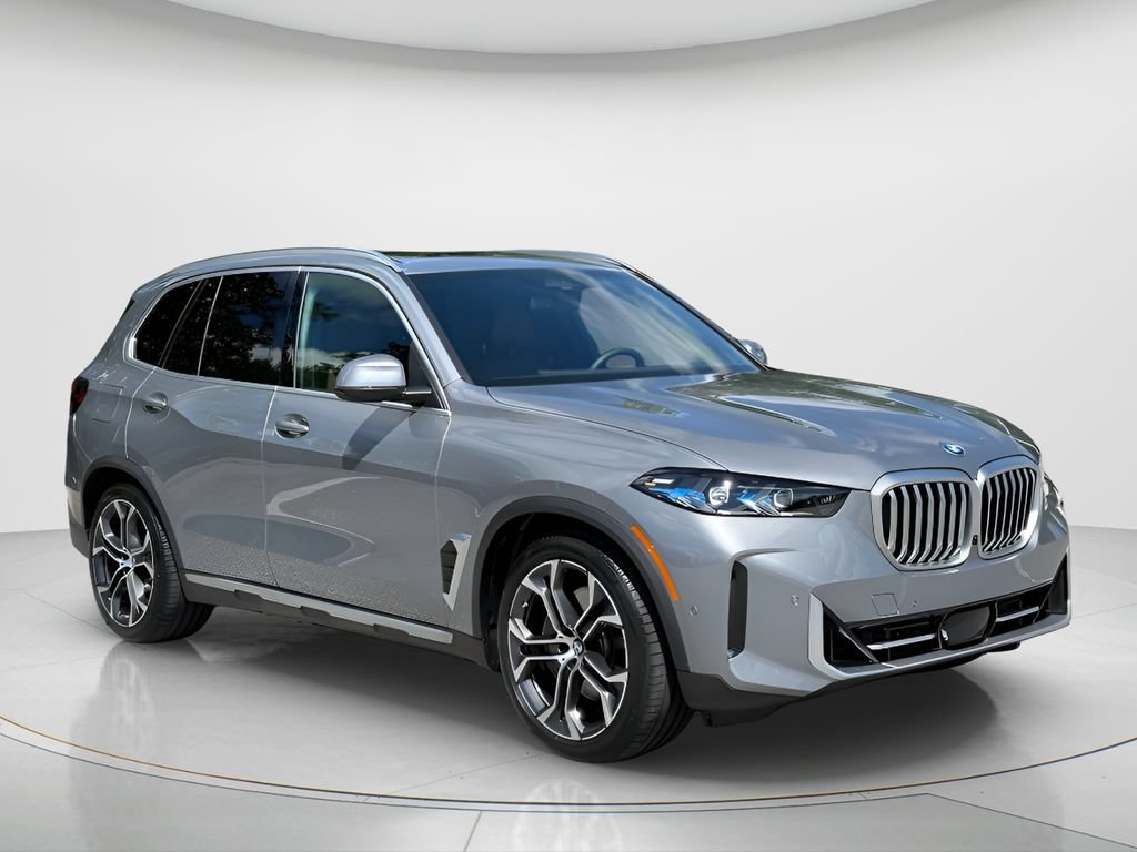 Certified 2026 BMW X5 xDrive50e AWD/4WD image 3