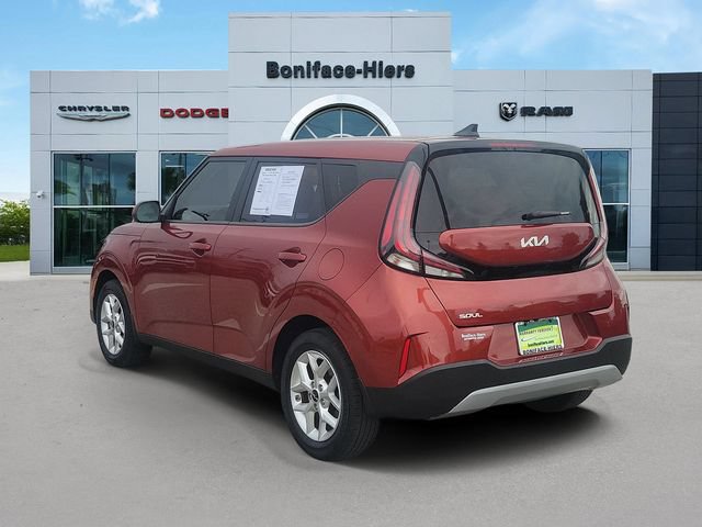 Used 2025 Kia Soul LX w/ LX Technology Package FWD image 4