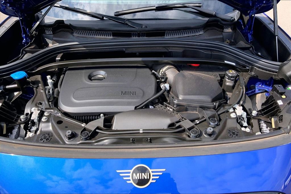 Certified 2025 MINI Cooper Countryman S w/ Comfort Package Max image 11