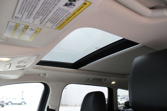 Used 2017 Ford Escape SE image 5