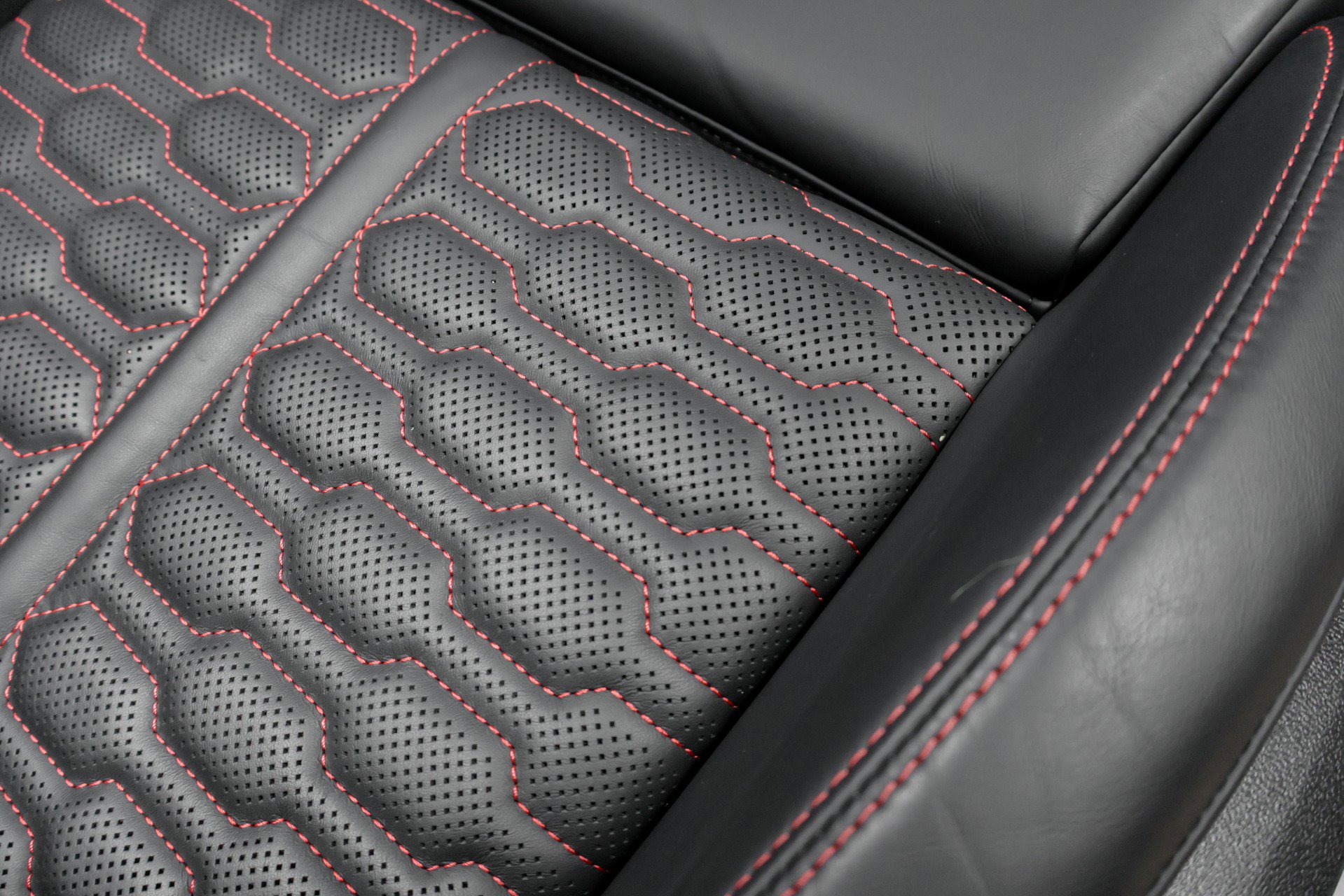 Used 2023 Audi RS 6 image 41