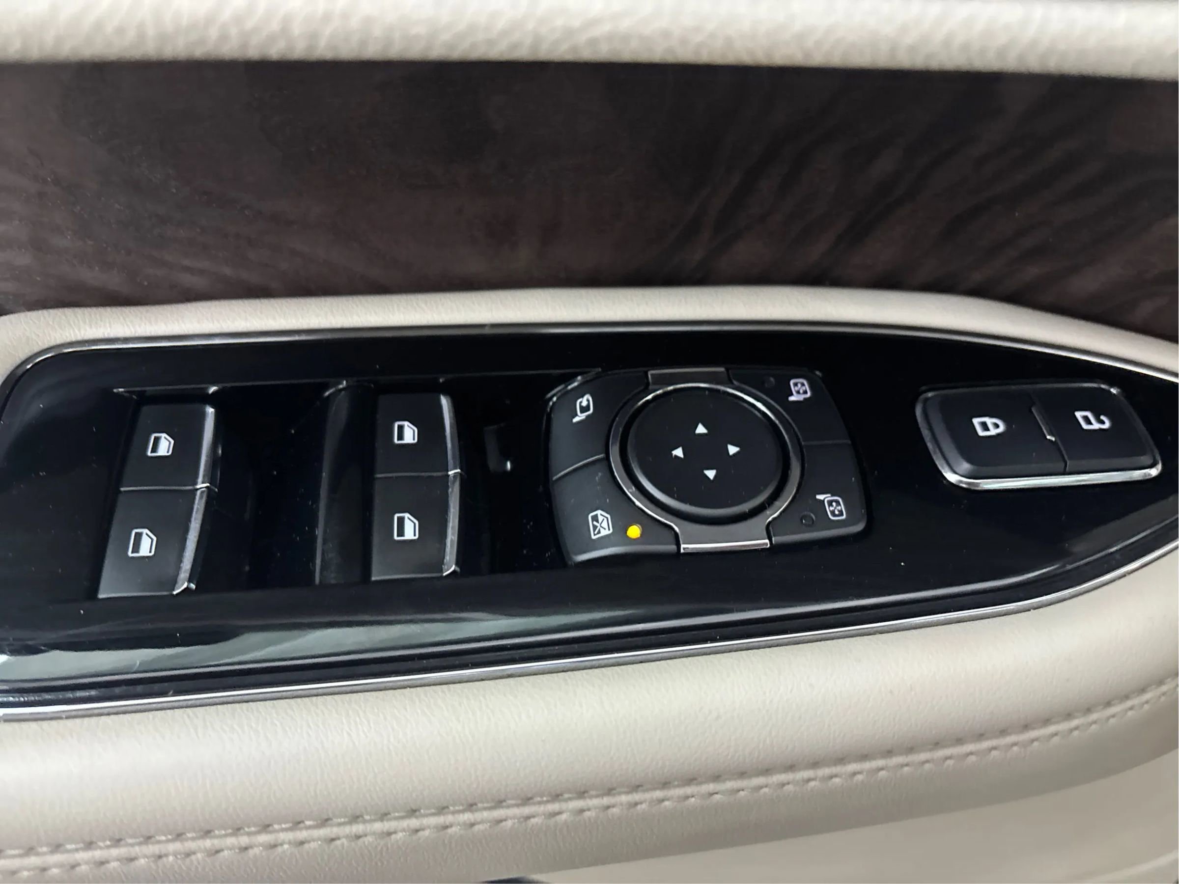 Used 2020 Lincoln Navigator L Reserve w/ Equipment Group 201A Reserve image 43