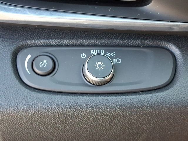 Used 2024 Buick Envista Preferred image 29