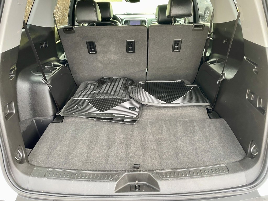 Used 2020 GMC Acadia SLT image 7